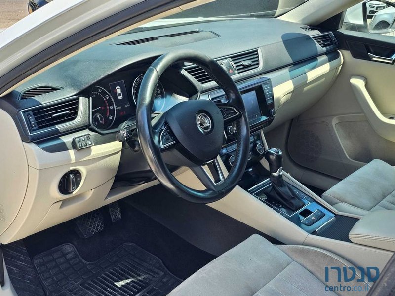 2016' Skoda Superb סקודה סופרב photo #5