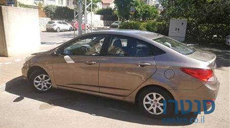 2013' Hyundai i25 i25 יונדאי photo #1