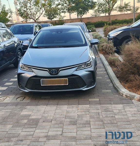 2021' Toyota Corolla טויוטה קורולה photo #1