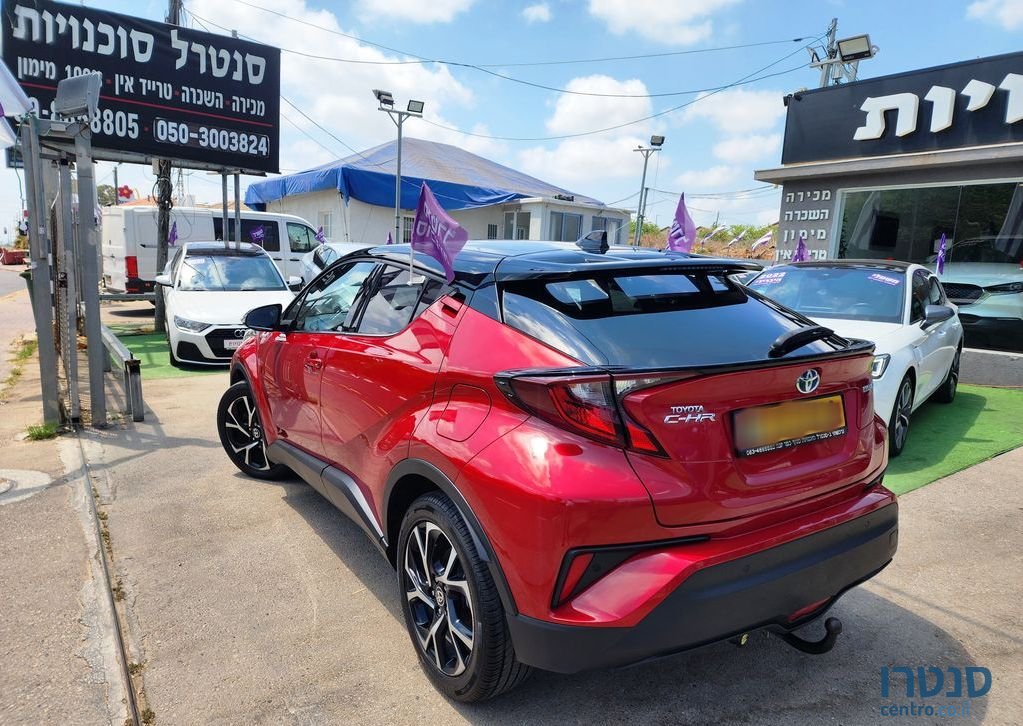 2020' Toyota C-HR טויוטה photo #4
