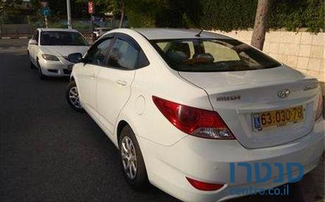 2011' Hyundai i25 i25 יונדאי photo #1