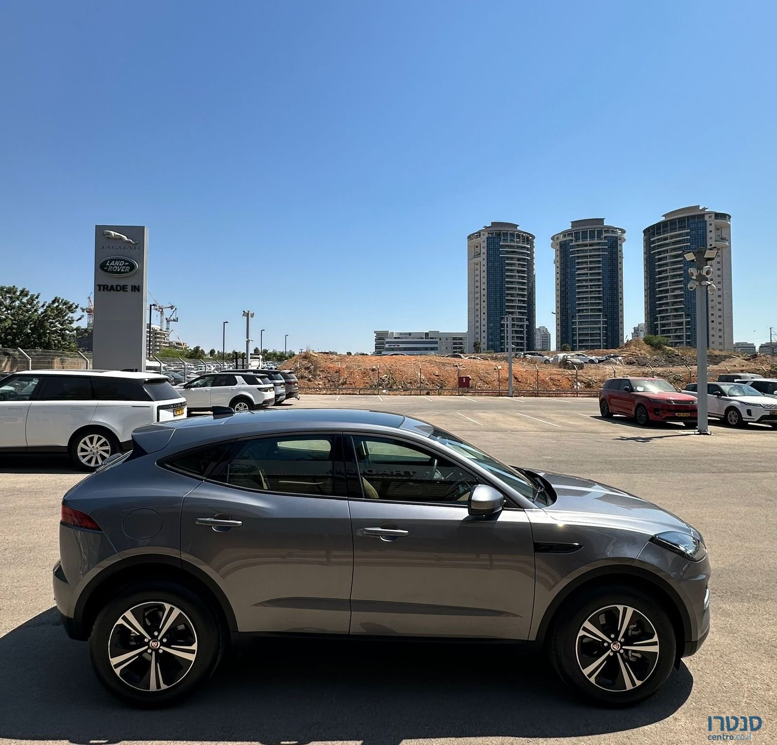 2022' Jaguar E-Pace יגואר photo #2