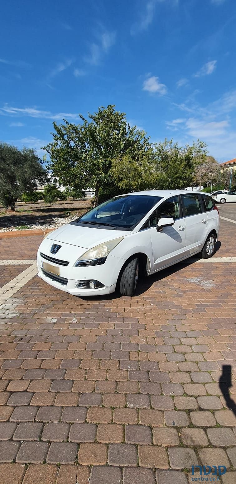 2013' Peugeot 5008 פיג'ו photo #2