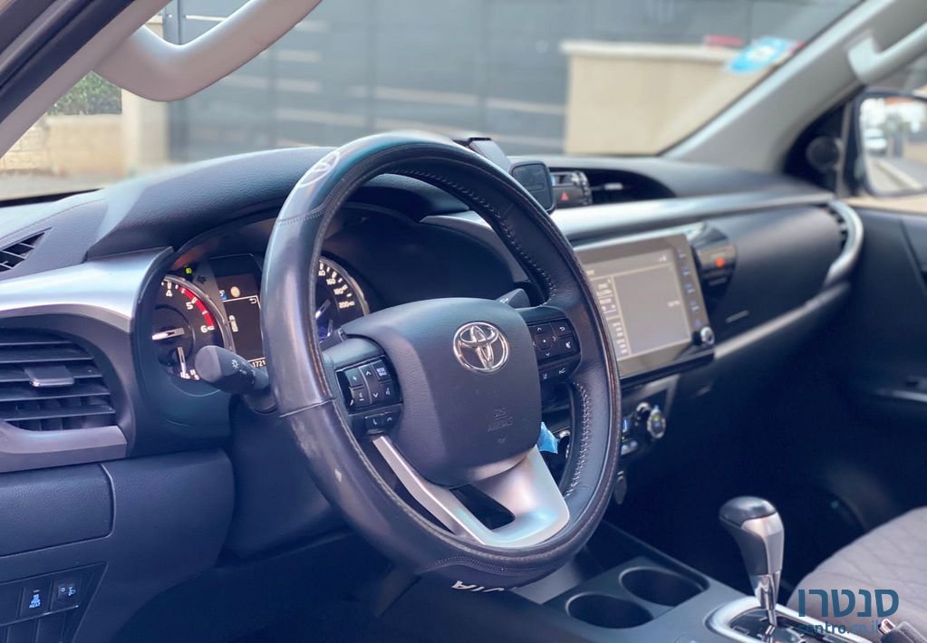 2021' Toyota Hilux טויוטה היילקס photo #5