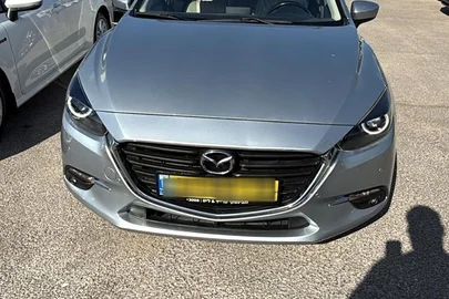 2017' Mazda 3 מאזדה