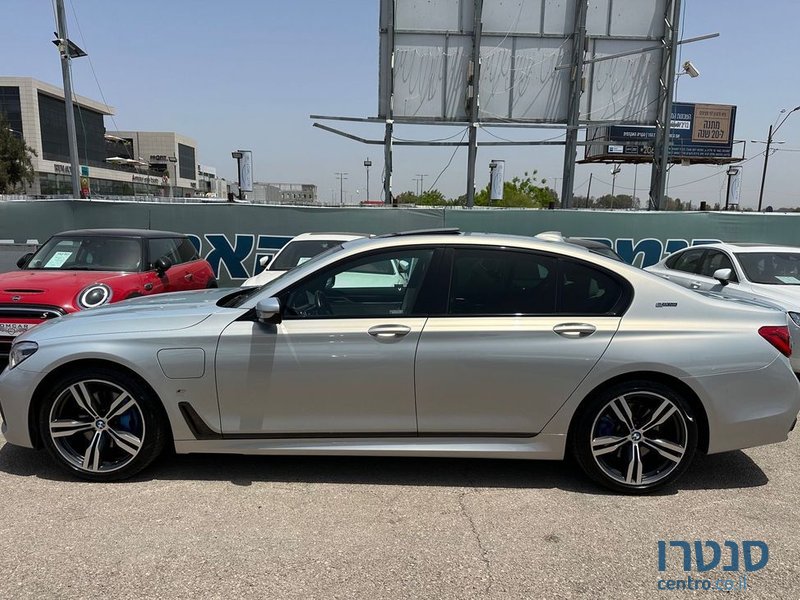 2019' BMW 7 Series ב.מ.וו סדרה 7 photo #3