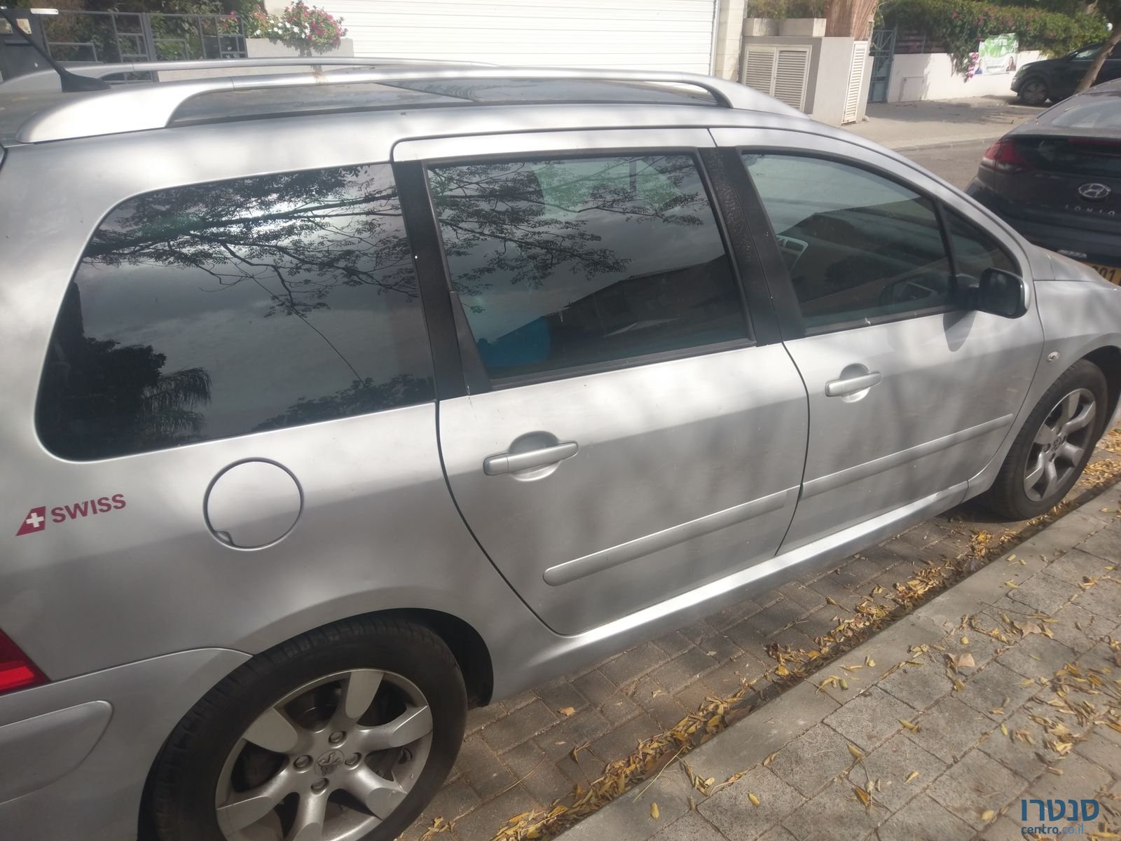 2007' Peugeot 307 SW photo #2