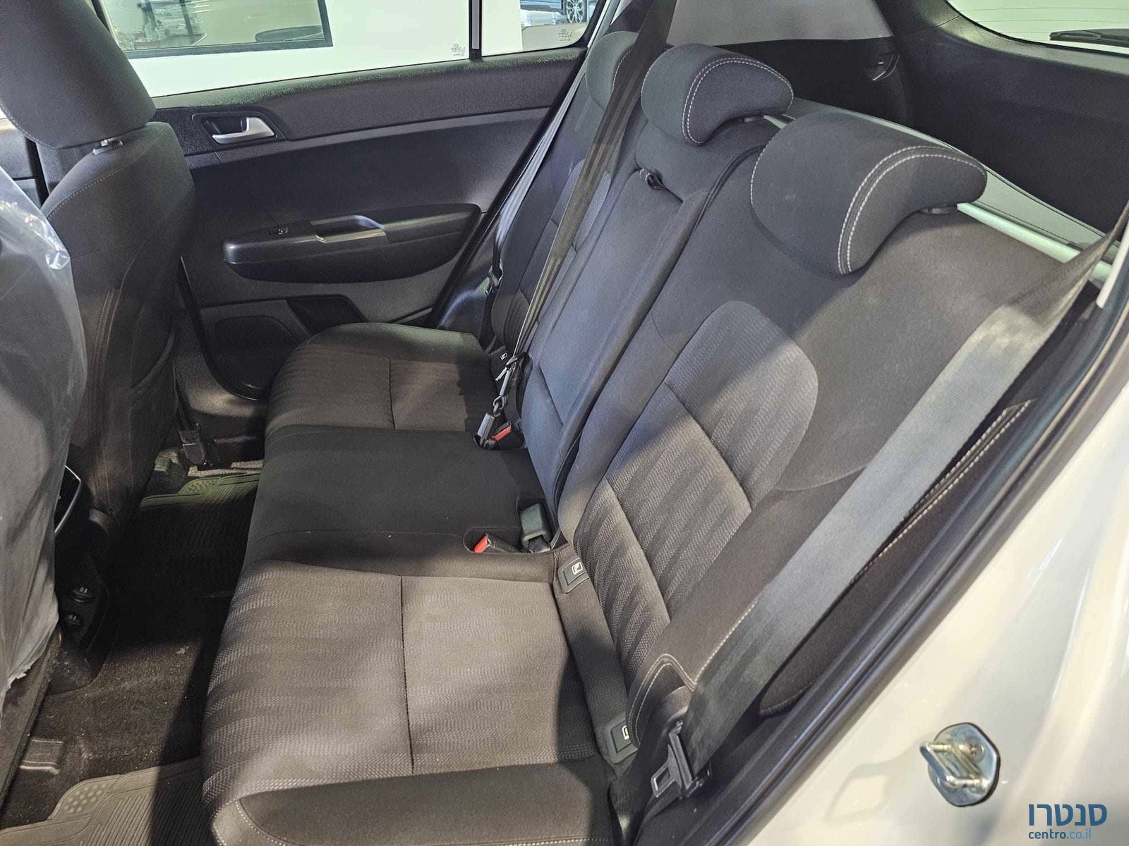 2021' Kia Sportage photo #6