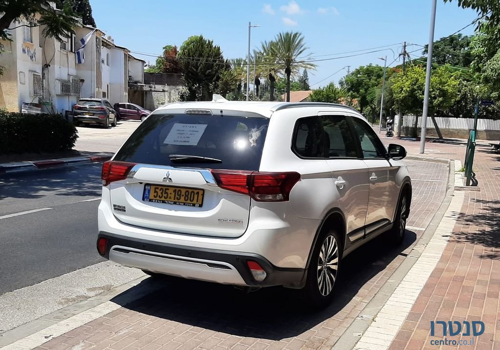 2019' Mitsubishi Outlander מיצובישי אאוטלנדר photo #3