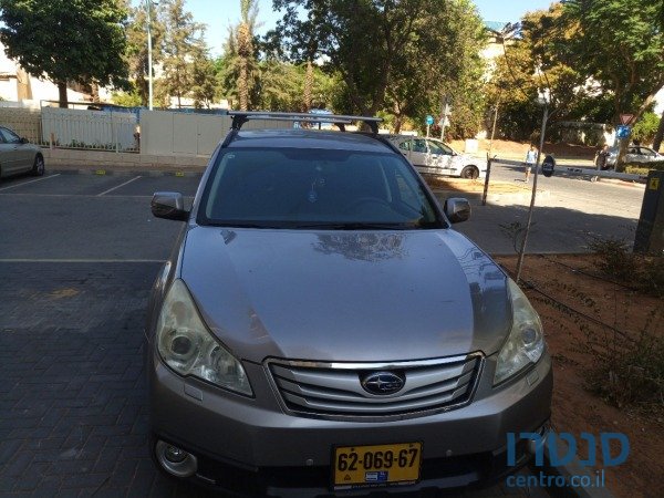 2010' Subaru Outback photo #1