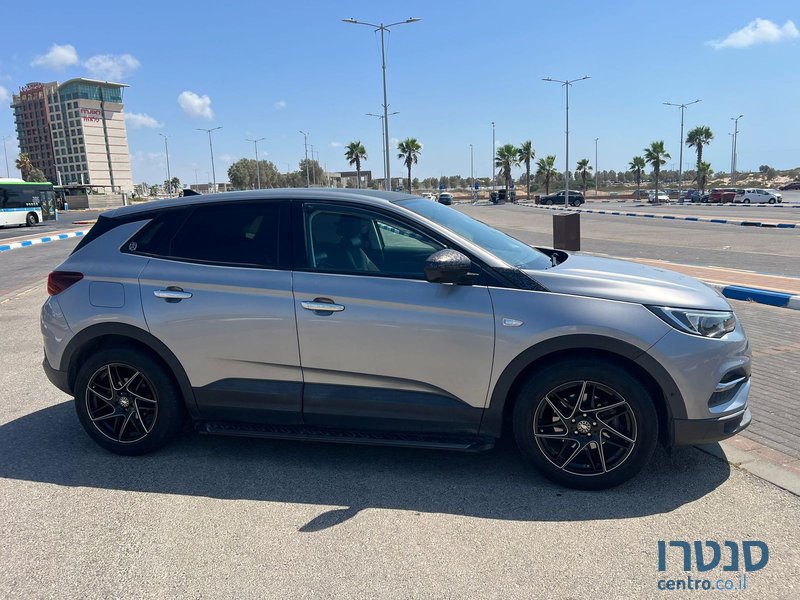 2018' Opel Crossland X photo #3