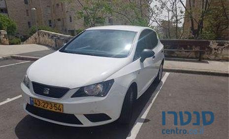 2015' SEAT Ibiza photo #3