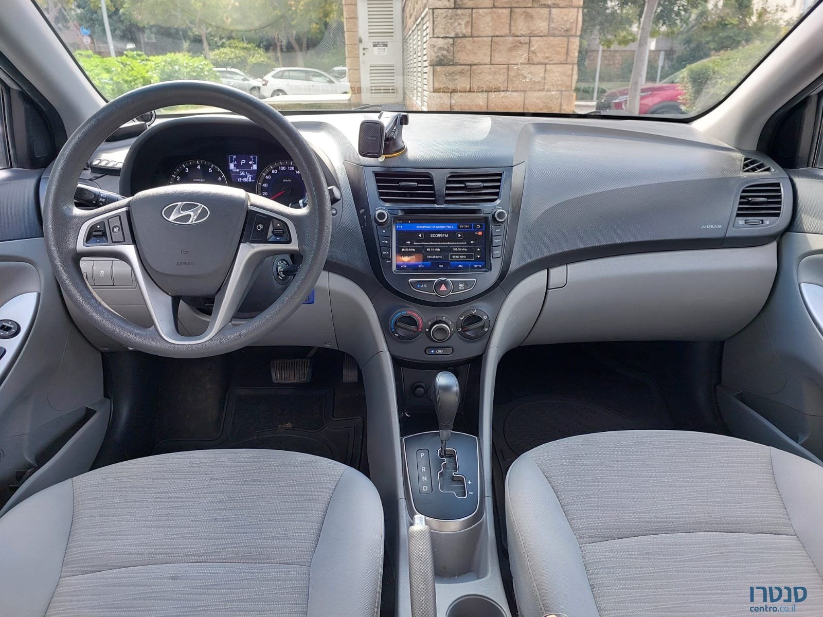 2017' Hyundai photo #5