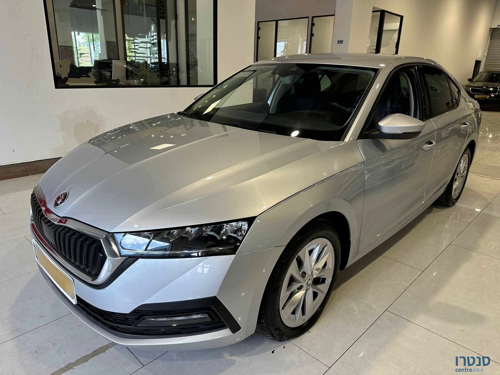 2021' Skoda Octavia photo #1