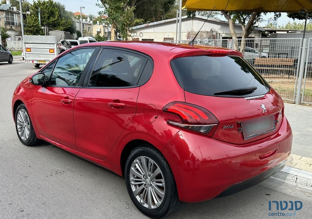 2016' Peugeot 208 פיג'ו photo #5