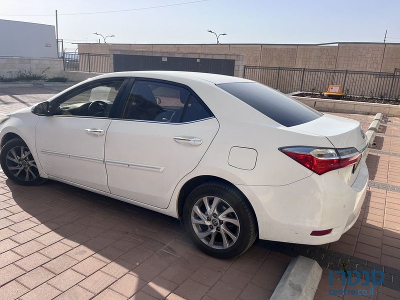 2016' Toyota Corolla טויוטה קורולה photo #4