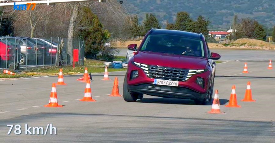2022 Hyundai Tucson Takes On The Challenging Moose Test