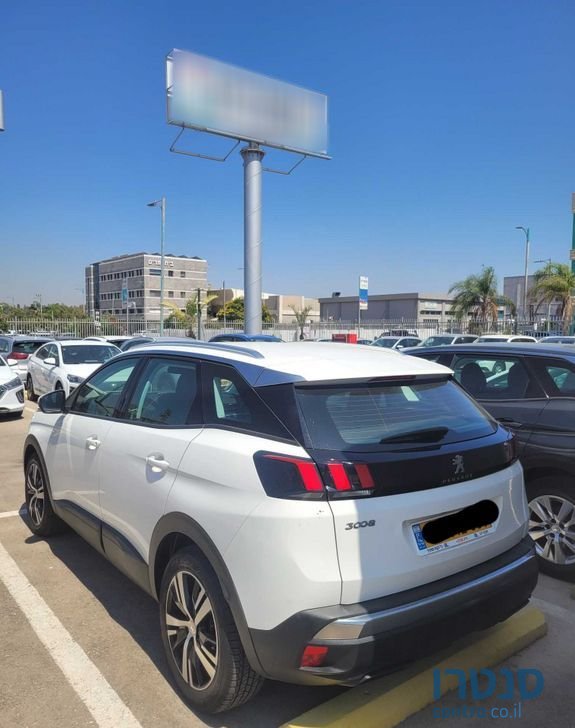 2019' Peugeot 3008 פיג'ו photo #5