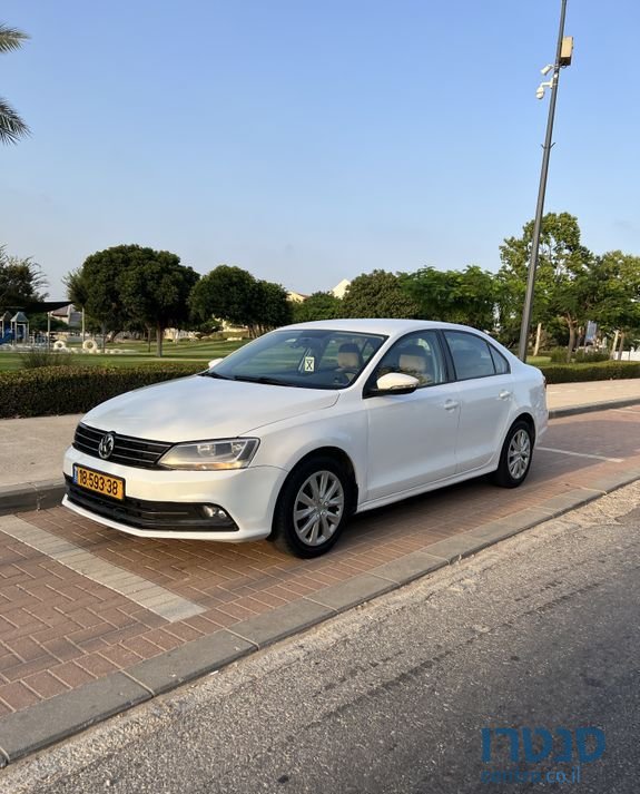 2016' Volkswagen Jetta פולקסווגן ג'טה photo #1
