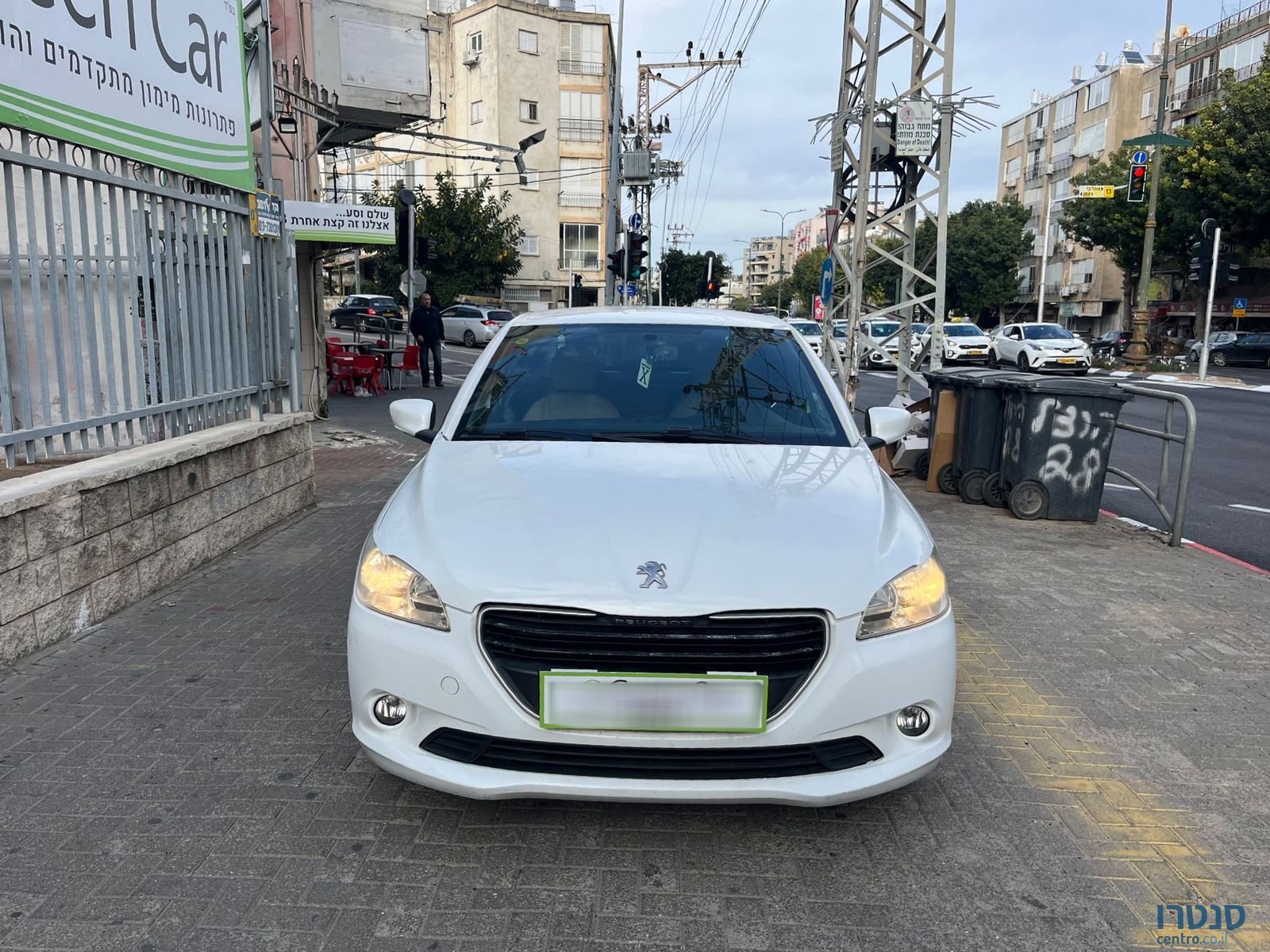 2016' Peugeot 301 photo #1