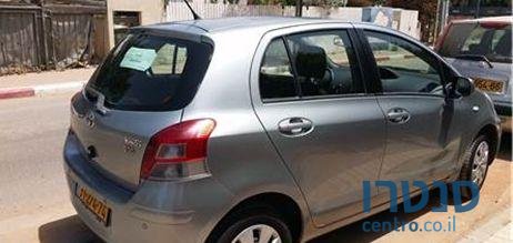 2011' Toyota Yaris טויוטה יאריס photo #2