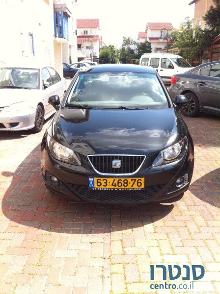 2011' SEAT Ibiza photo #1
