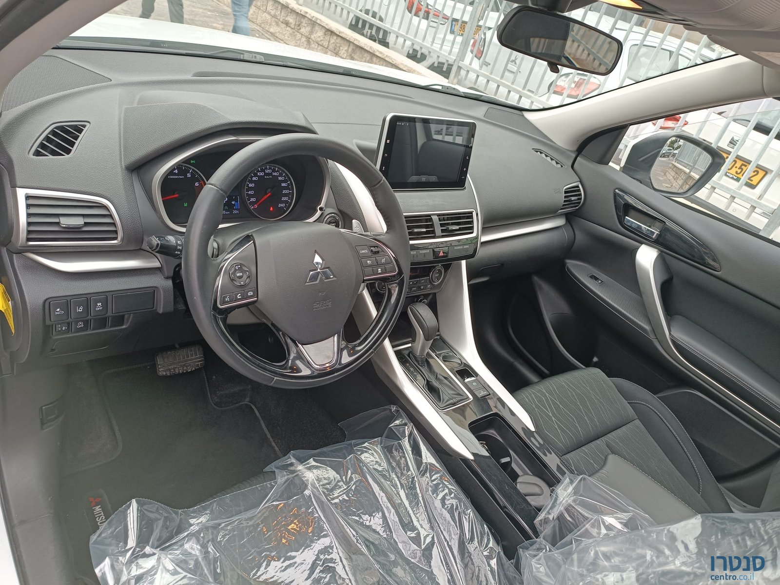 2021' Mitsubishi Eclipse Cross photo #4