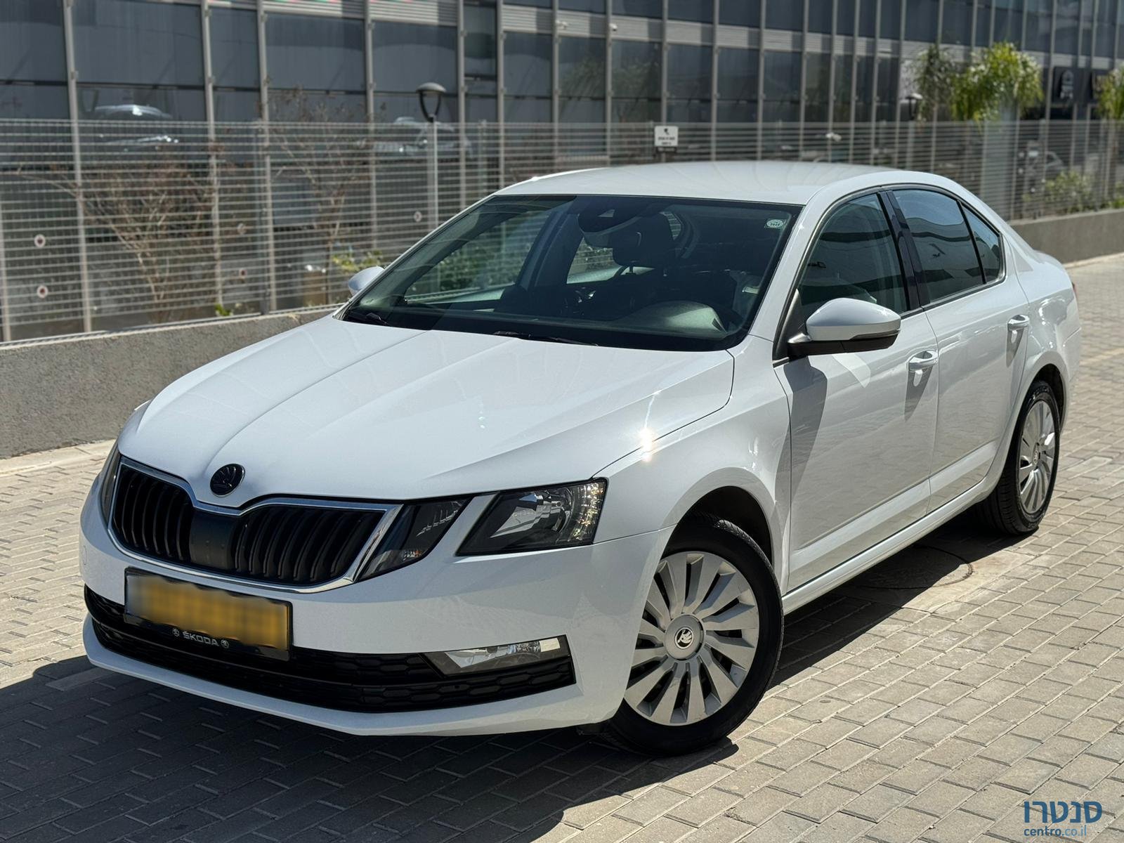 2018' Skoda Octavia photo #3