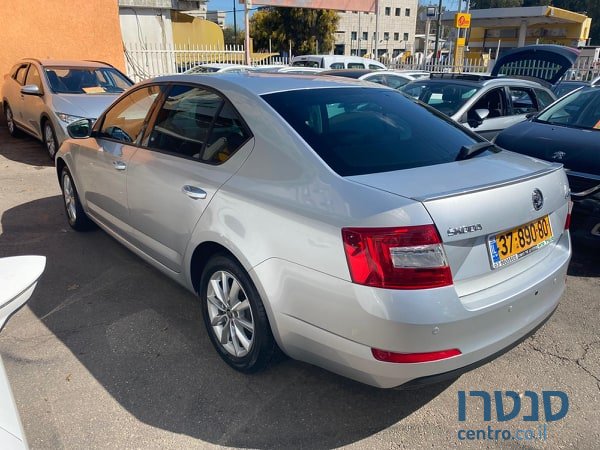 2017' Skoda Octavia photo #4