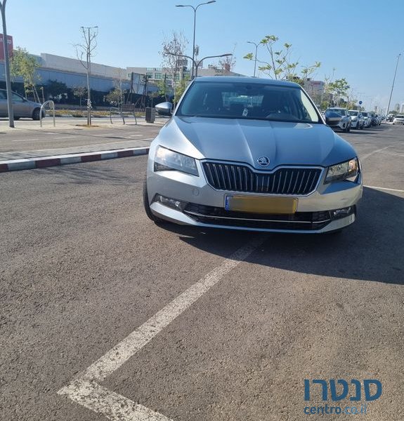 2017' Skoda Superb סקודה סופרב photo #1