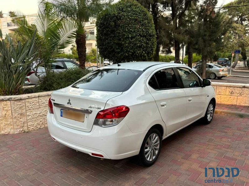 2017' Mitsubishi Attrage מיצובישי אטראז' photo #3