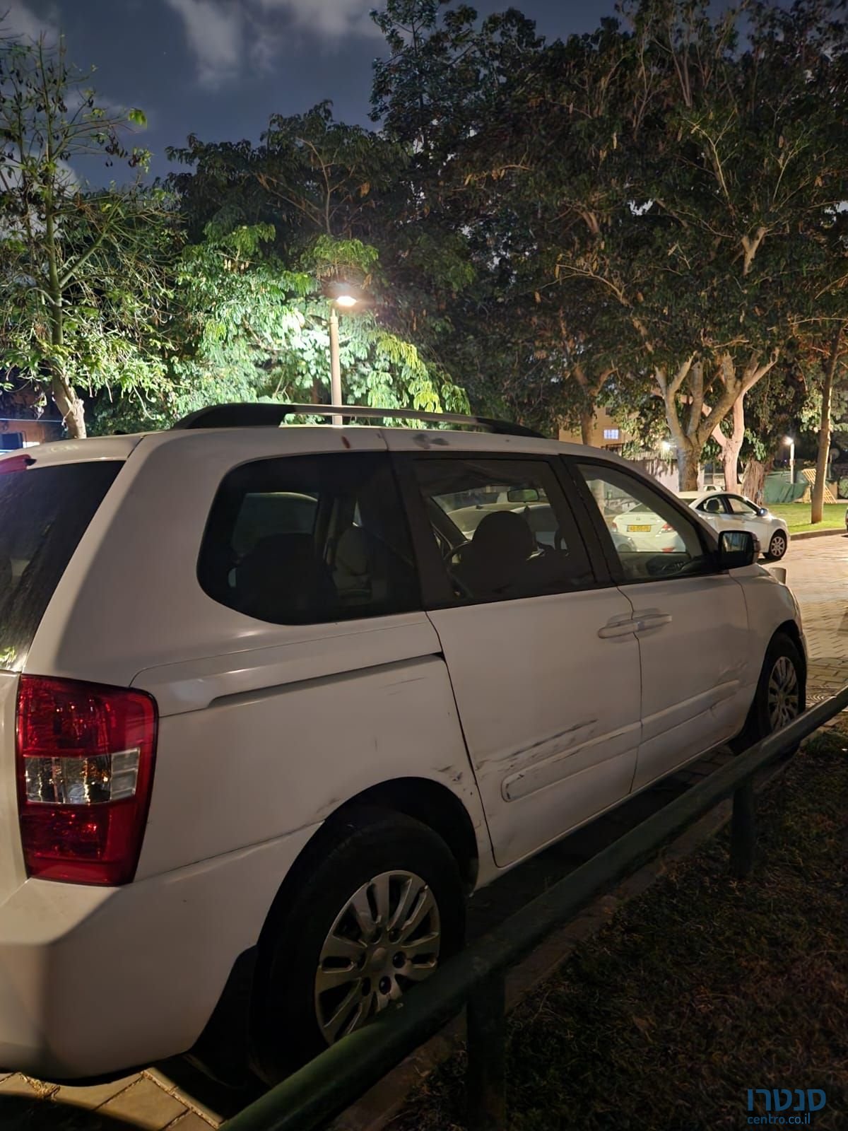 2011' Kia Carnival קיה קרניבל photo #5