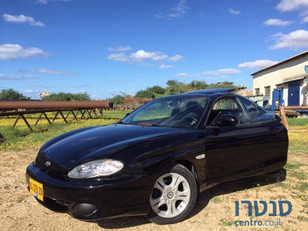 1998' Hyundai Coupe photo #2