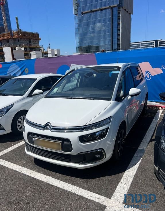 2020' Citroen C4 SpaceTourer סיטרואן C4 ספייסטורר photo #2