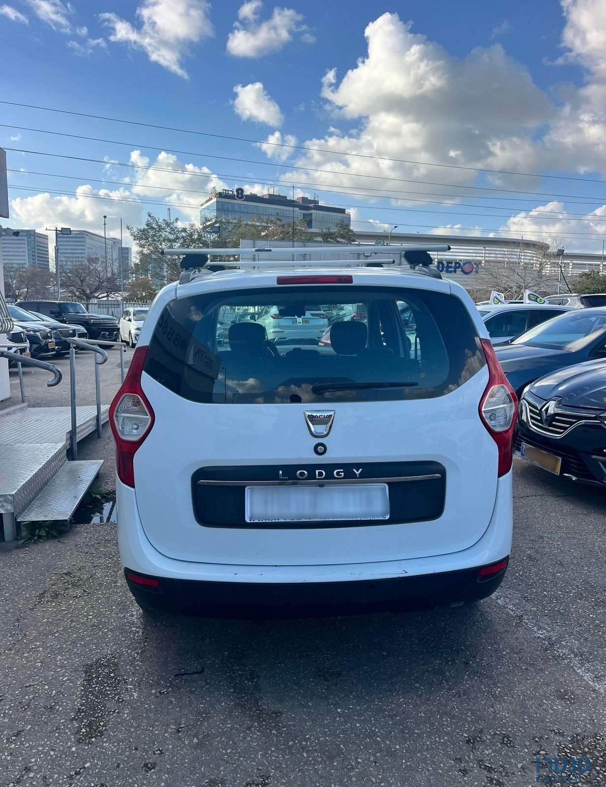 2021' Dacia Lodgy דאצ'יה לודג'י photo #5