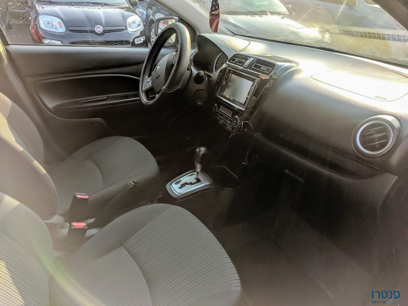 2016' Mitsubishi Attrage photo #5