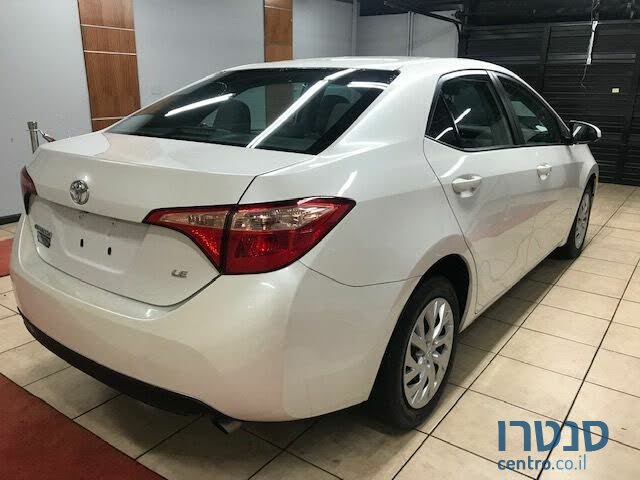 2019' Toyota Corolla photo #3