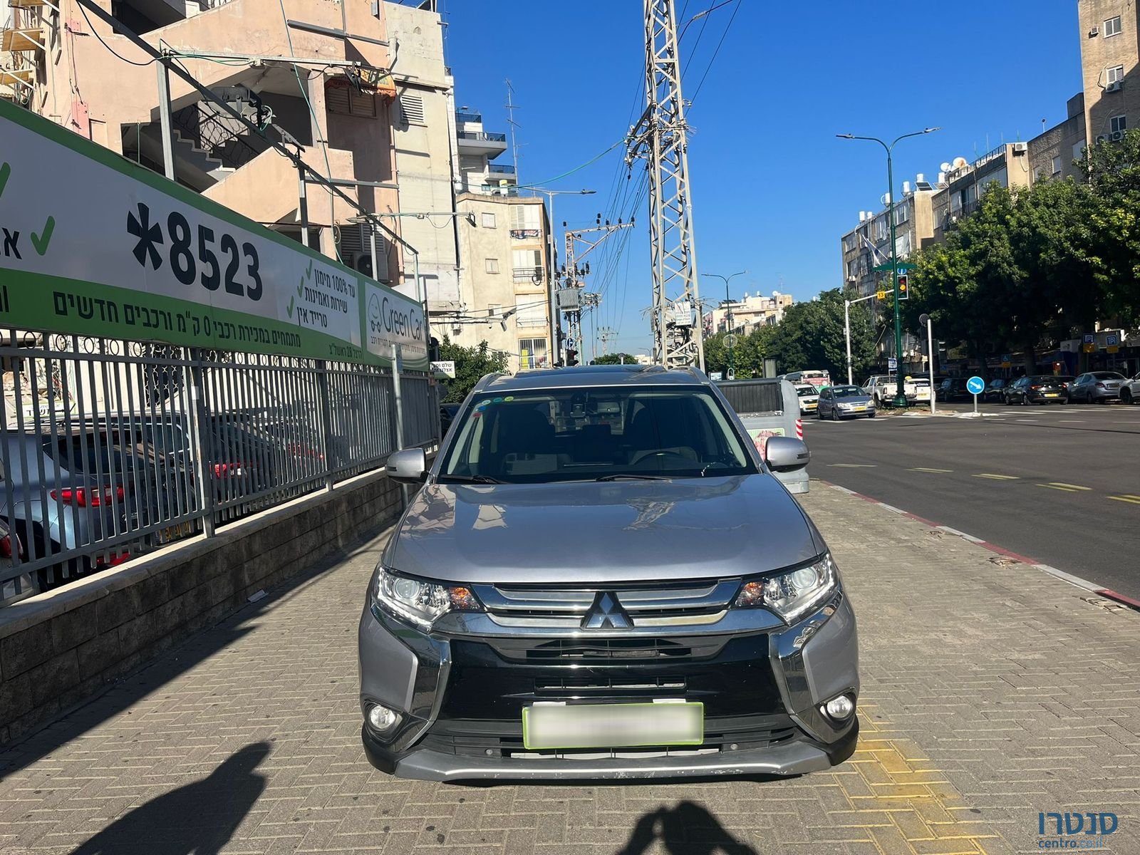 2017' Mitsubishi Outlander photo #5