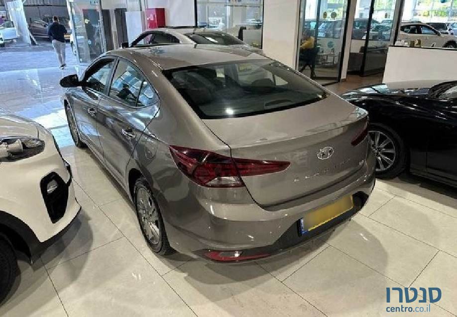 2021' Hyundai Elantra photo #4