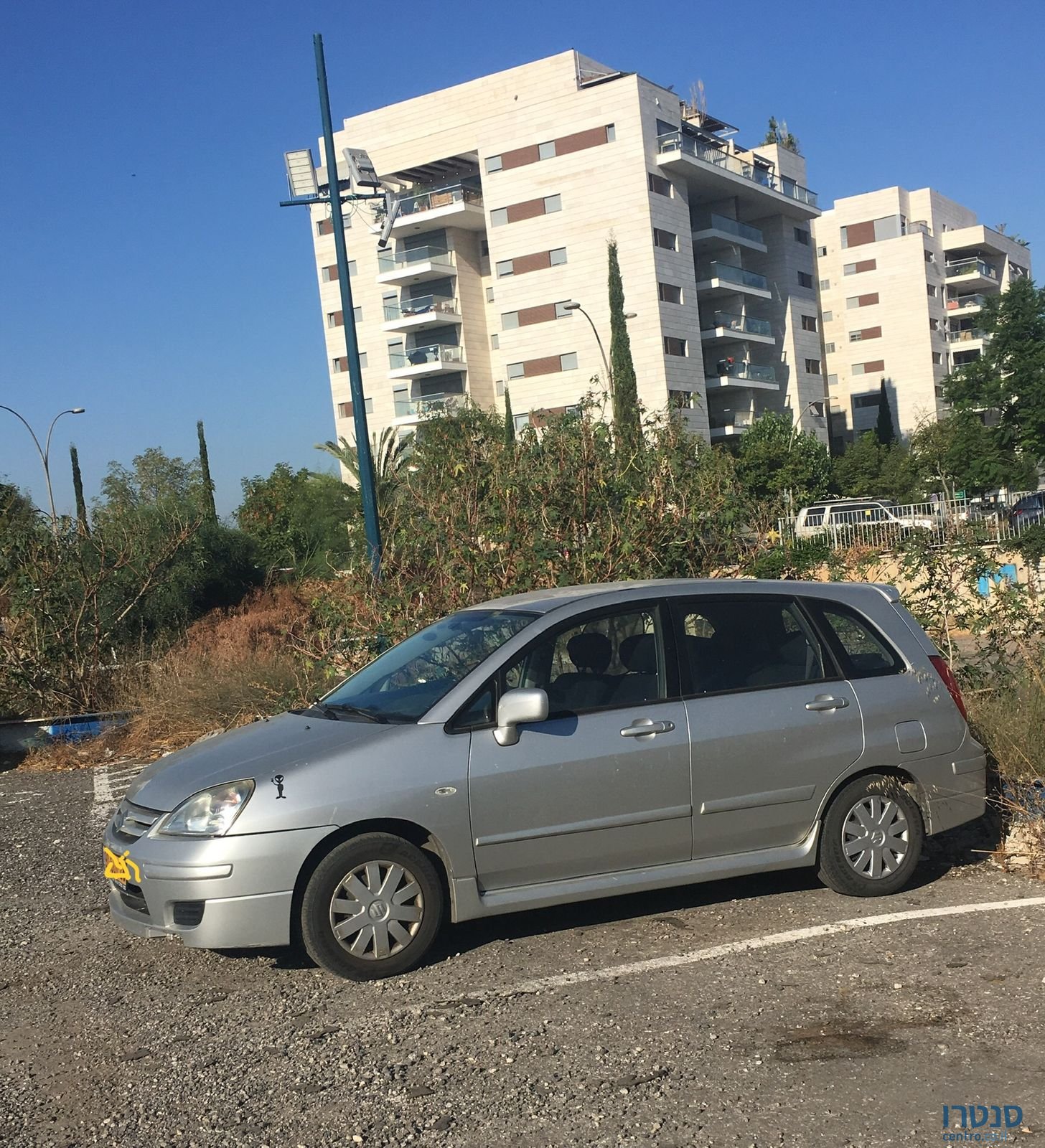 2004' Suzuki photo #1