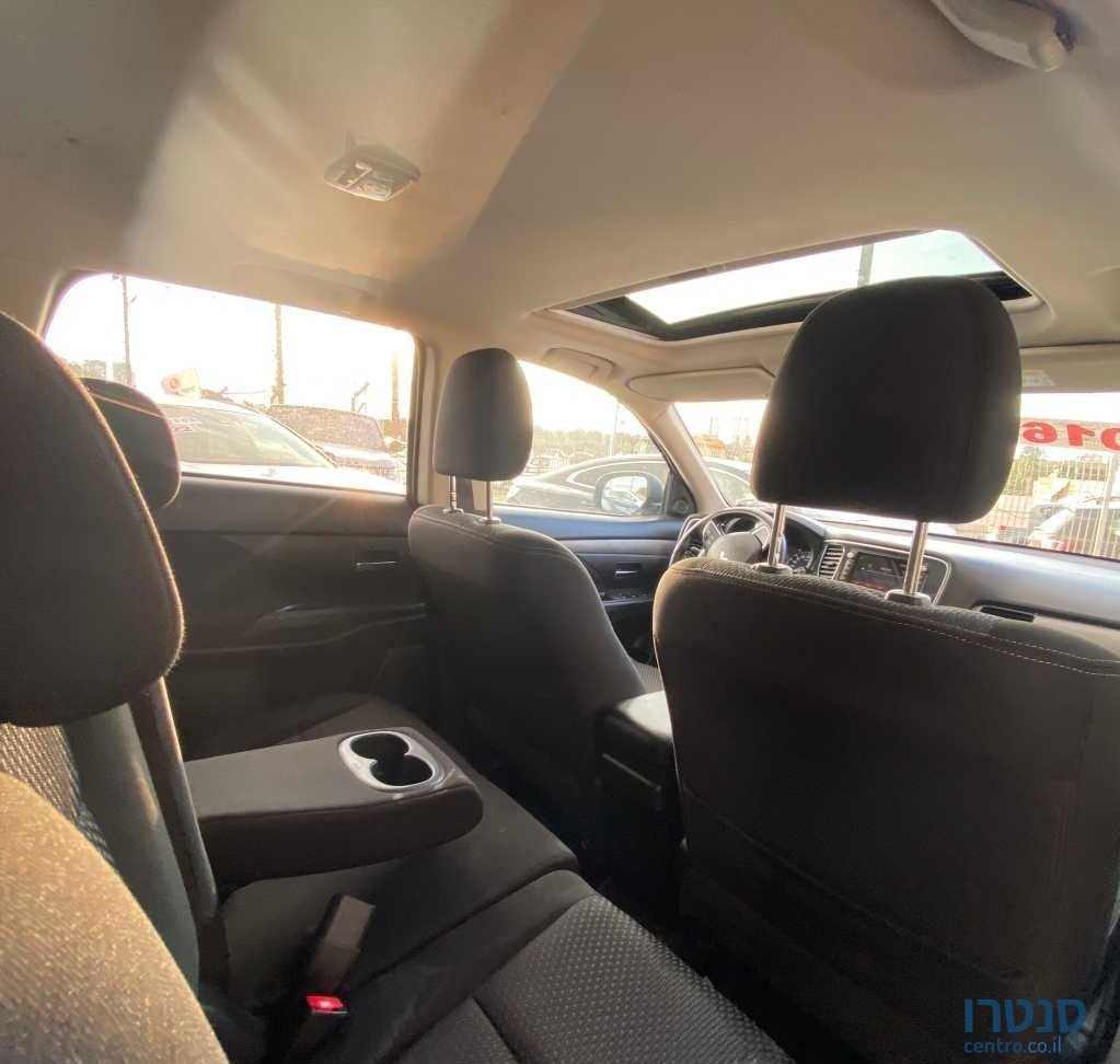 2016' Mitsubishi Outlander מיצובישי אאוטלנדר photo #3