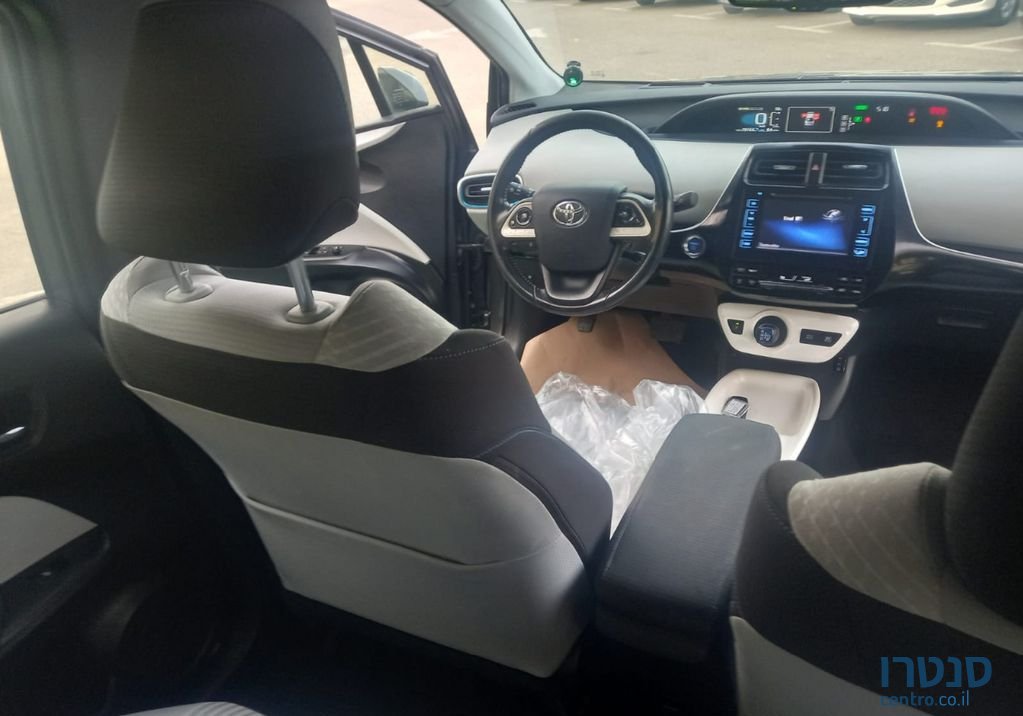 2016' Toyota Prius טויוטה פריוס photo #5