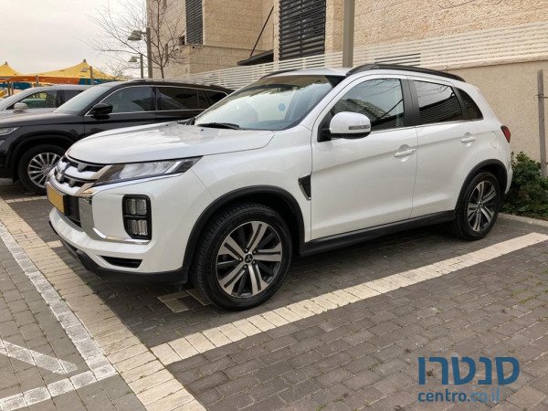 2020' Mitsubishi ASX photo #1