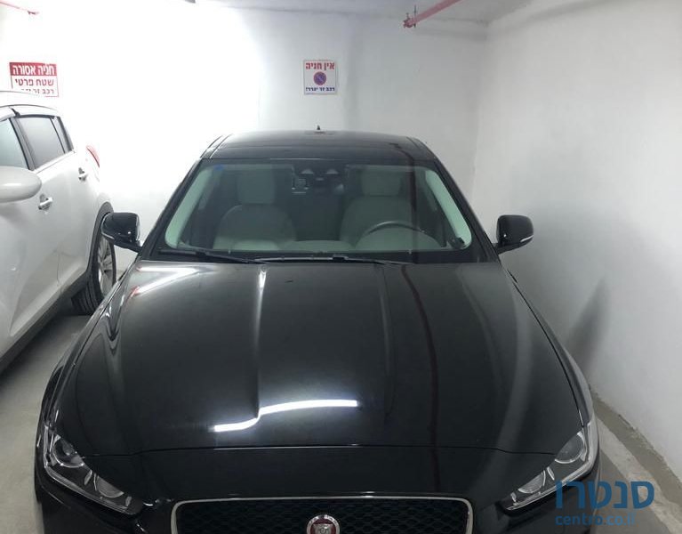2018' Jaguar XE יגואר photo #1