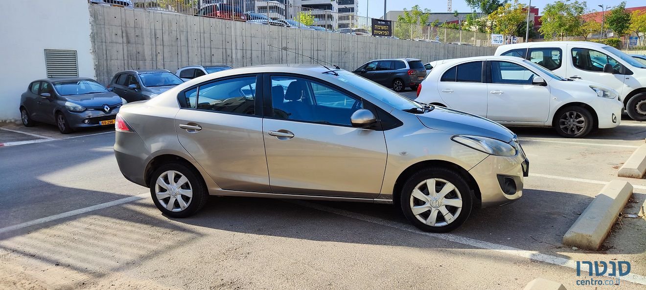 2011' Mazda 2 מאזדה photo #2
