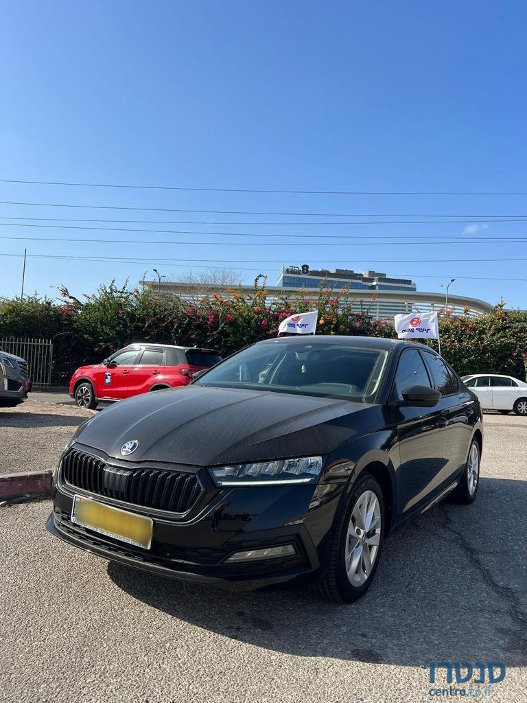 2022' Skoda Octavia photo #3
