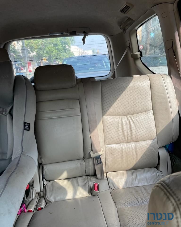 2004' Toyota Land Cruiser טויוטה לנד קרוזר photo #4