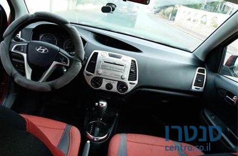 2011' Hyundai i20 אינספייר photo #2