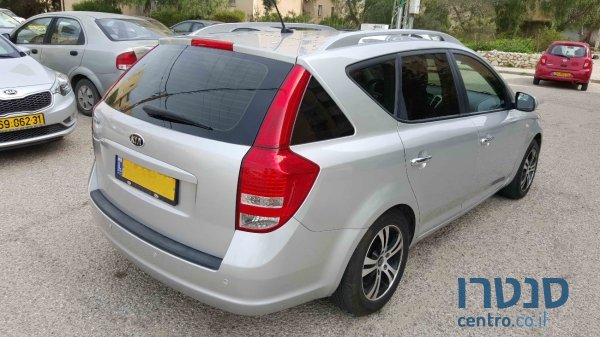 2010' Kia Ceed photo #3