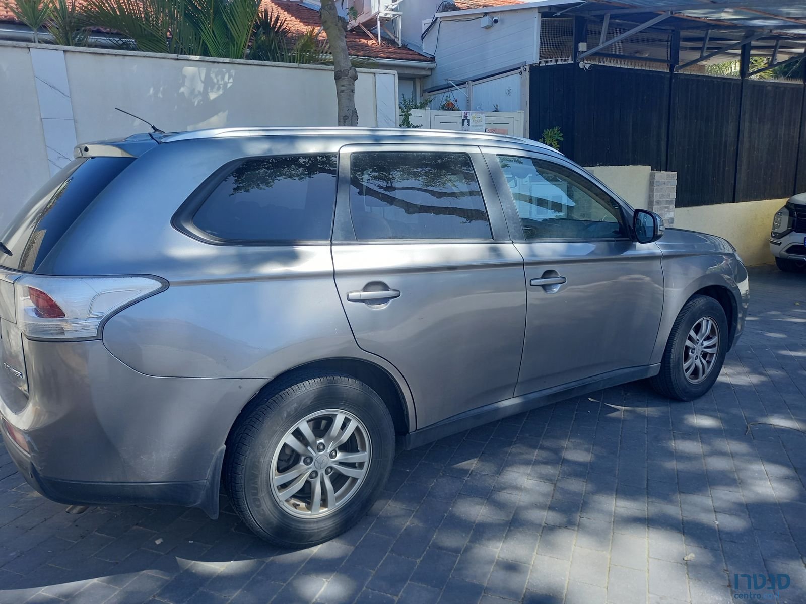 2014' Mitsubishi Outlander מיצובישי אאוטלנדר photo #2